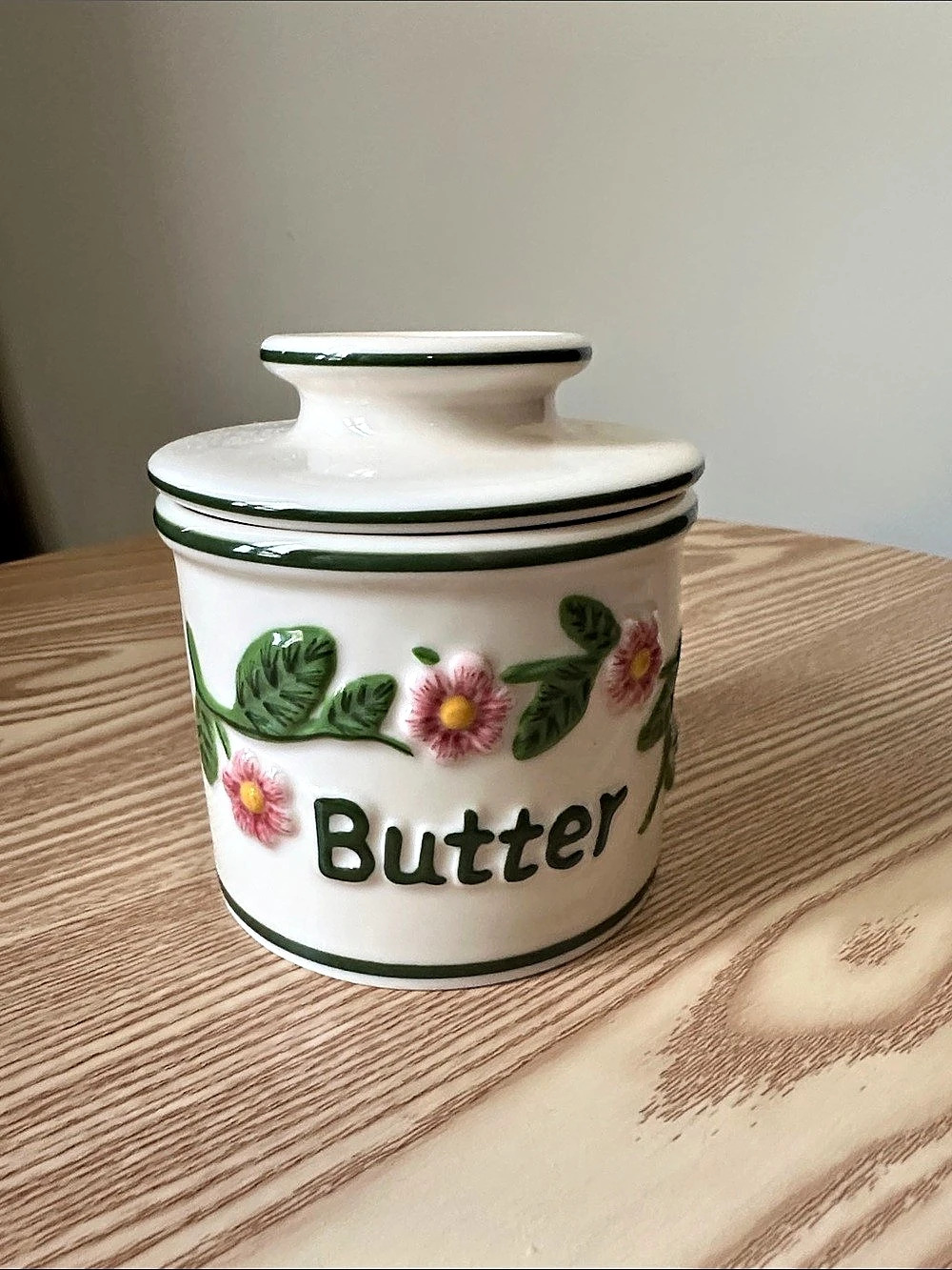 Butter Bell Hand-Painted Raised Floral Butter Bell Crock in White & Green